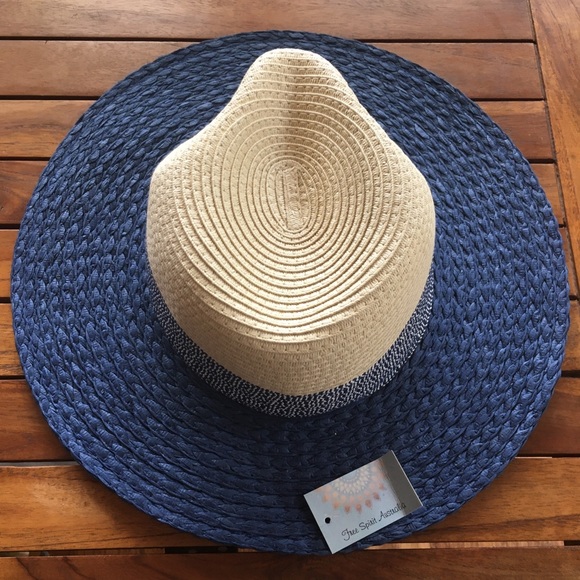 Sun hat - Picture 2 of 2